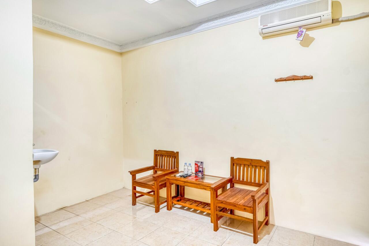 红多兹酒店-近维萨塔潘泰帕兰特里蒂斯 Kretek 外观 照片